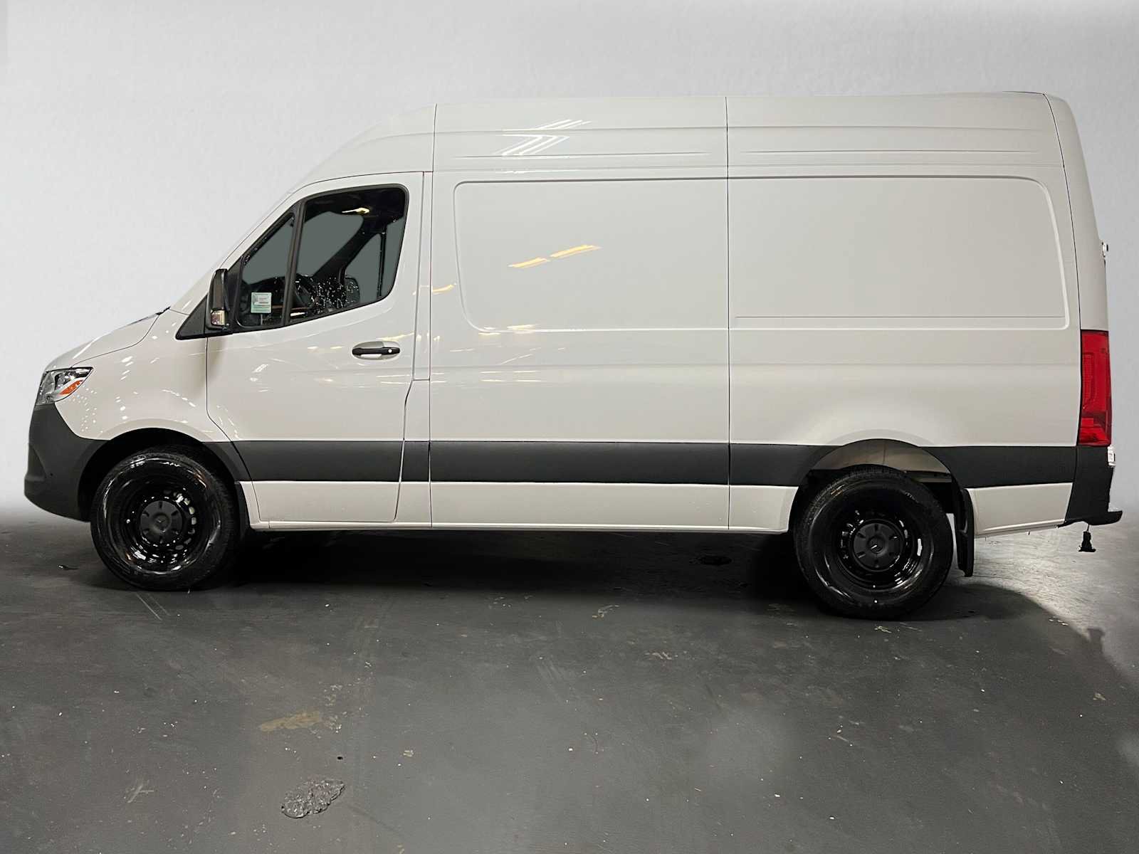 Used 2026 Mercedes-Benz Sprinter 2500 image 47