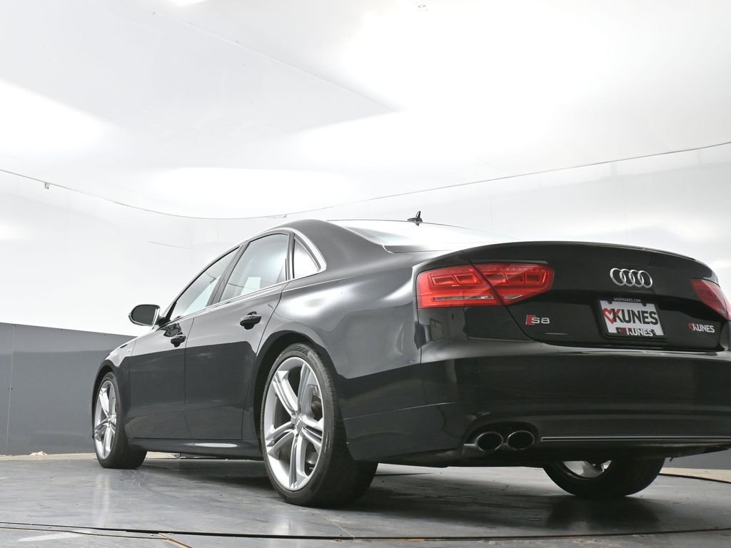 Used 2014 Audi S8 AWD/4WD image 61