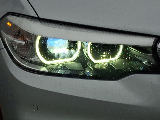 Used 2019 BMW 540i xDrive w/ Convenience Package AWD/4WD image 9