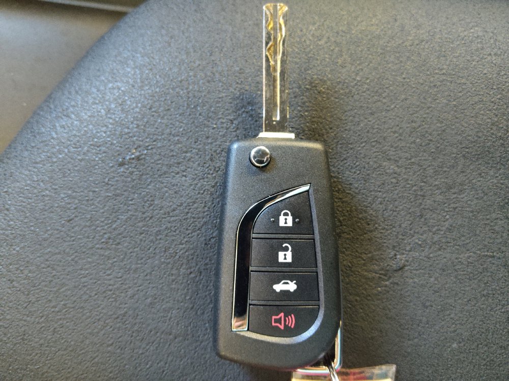 Used 2023 Toyota Camry LE FWD image 32