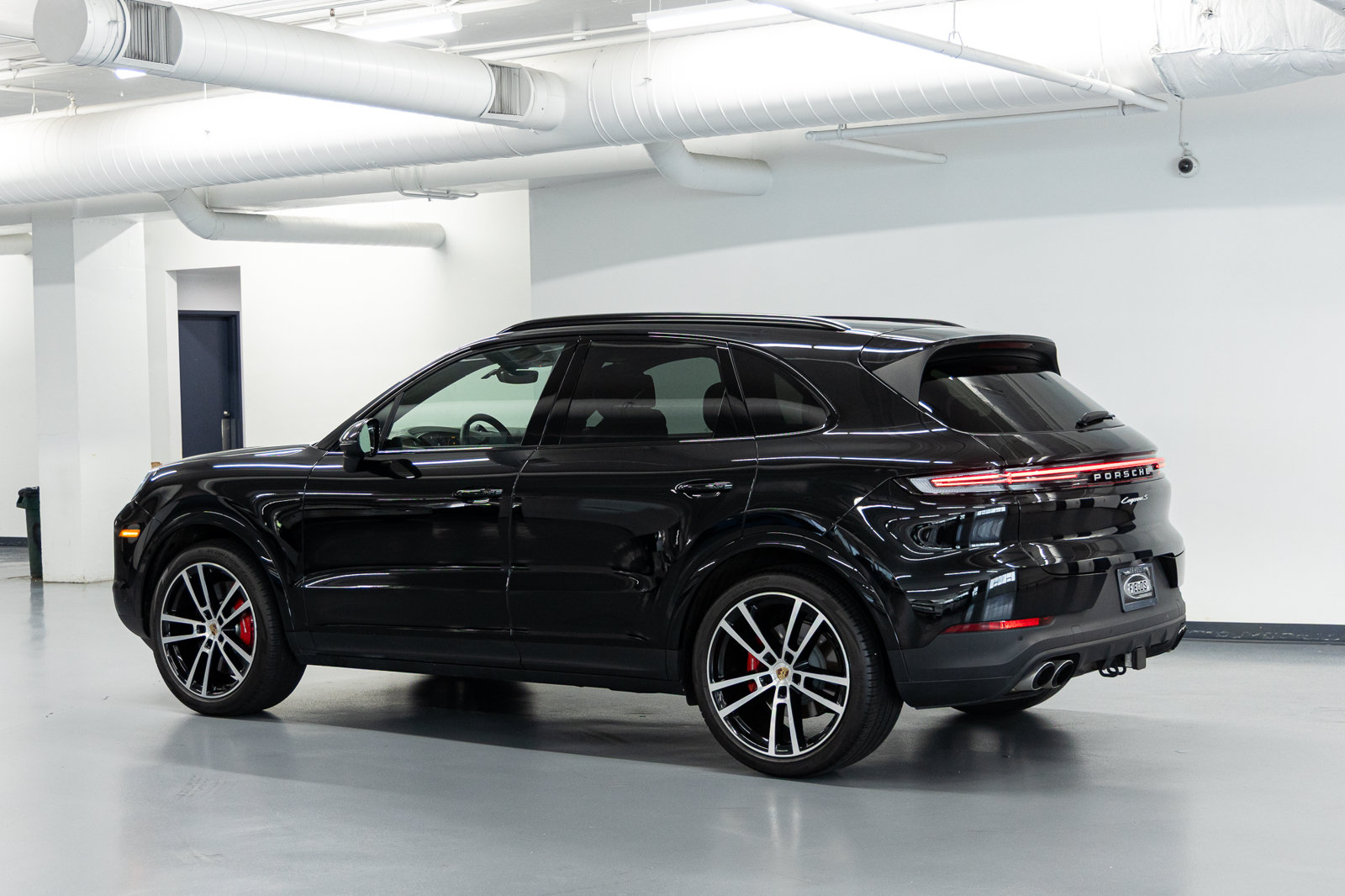 Used 2026 Porsche Cayenne S AWD/4WD image 4