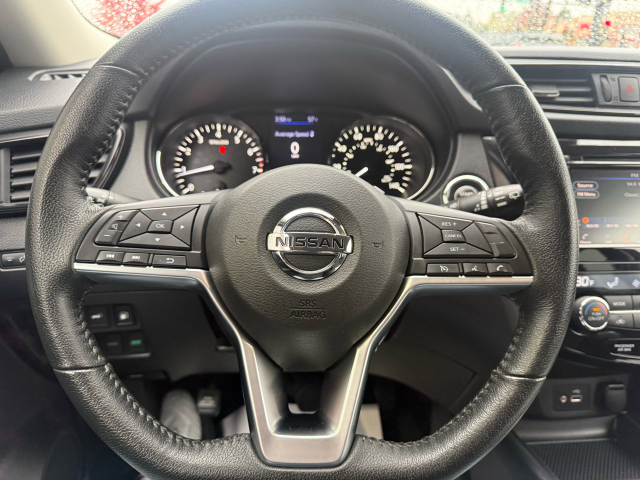 Used 2020 Nissan Rogue SV image 19