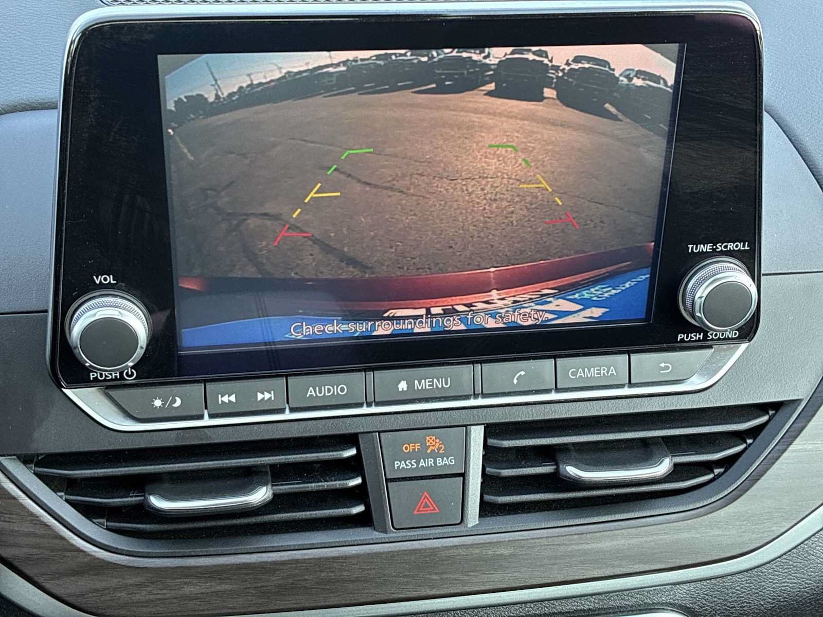 Used 2024 Nissan Altima 2.5 SV FWD image 21