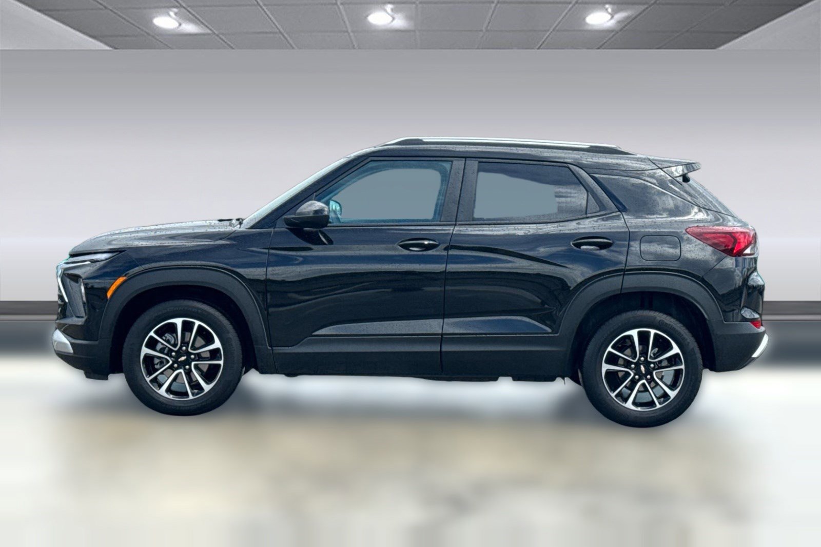 Used 2025 Chevrolet TrailBlazer LT image 7