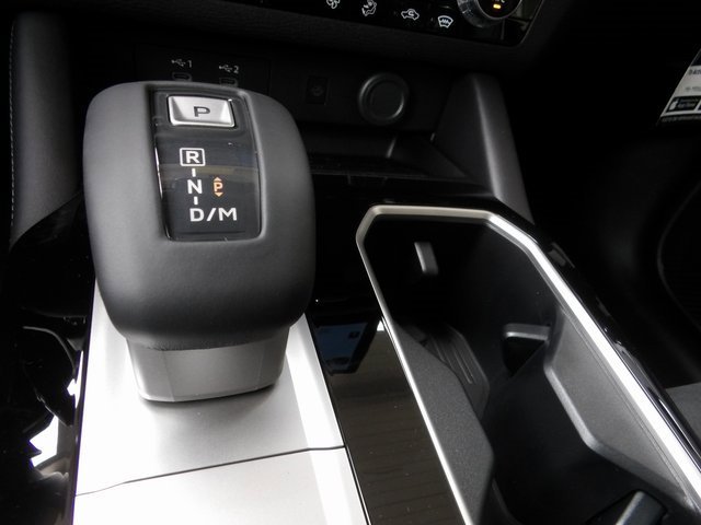 New 2025 Mitsubishi Outlander SE image 23