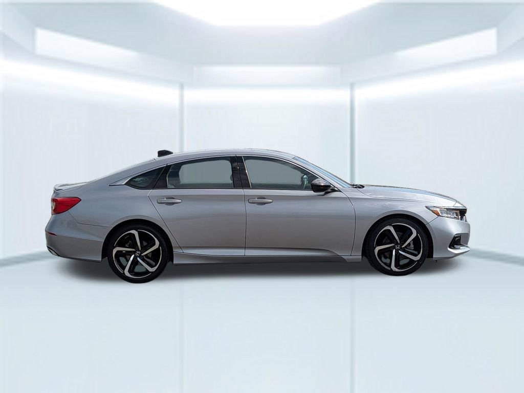 Used 2022 Honda Accord Sport image 8
