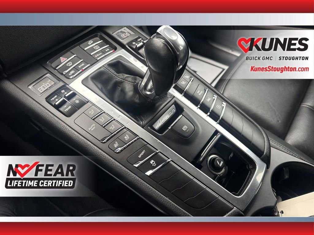 Used 2017 Porsche Macan S w/ Premium Package Plus image 36