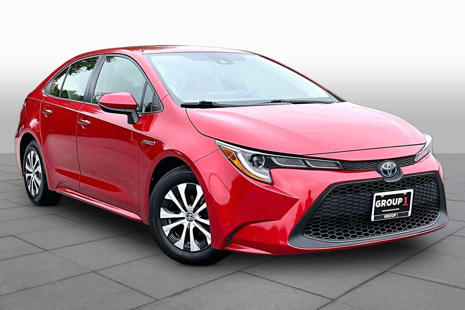 Used 2021 Toyota Corolla LE FWD image 3