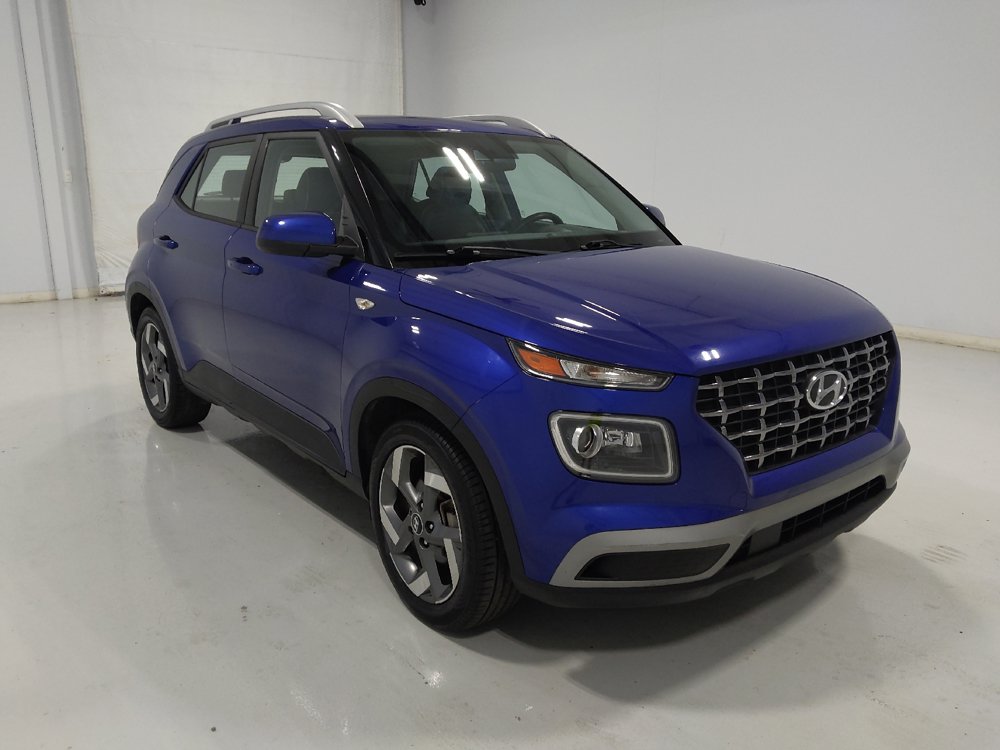 Used 2022 Hyundai Venue Limited FWD image 13