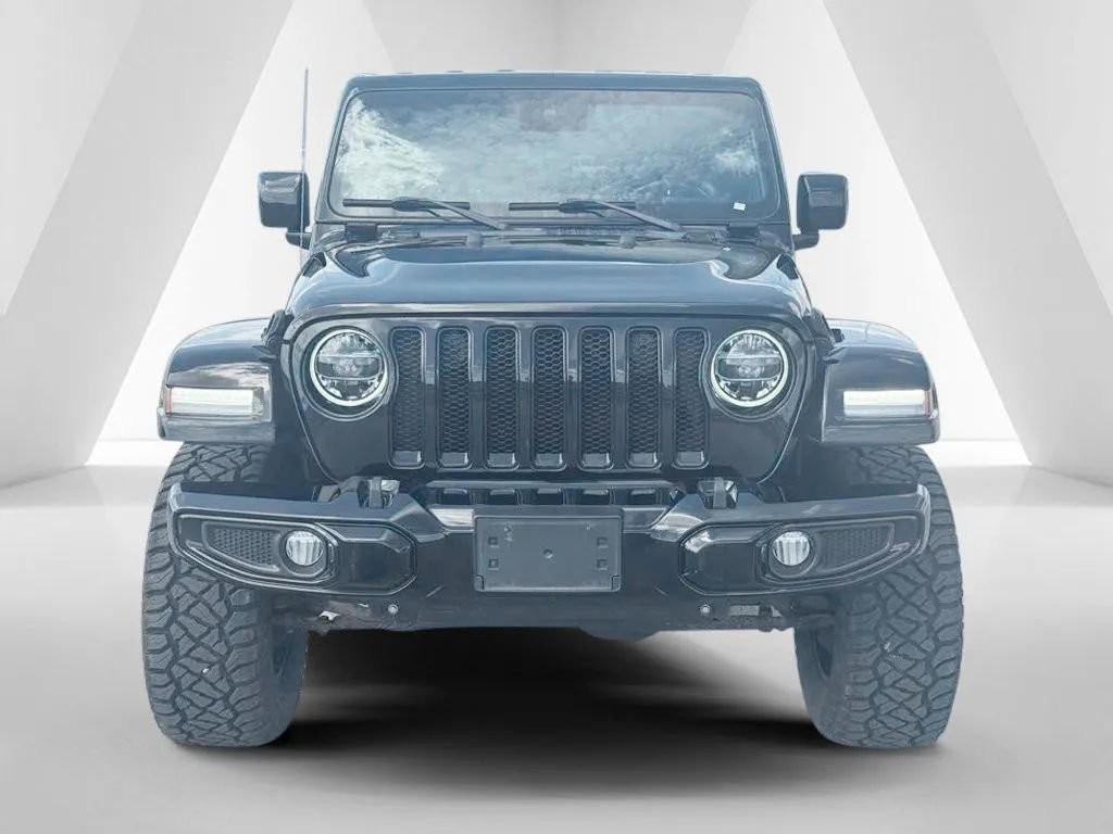 Used 2021 Jeep Wrangler Unlimited Sahara AWD/4WD image 2
