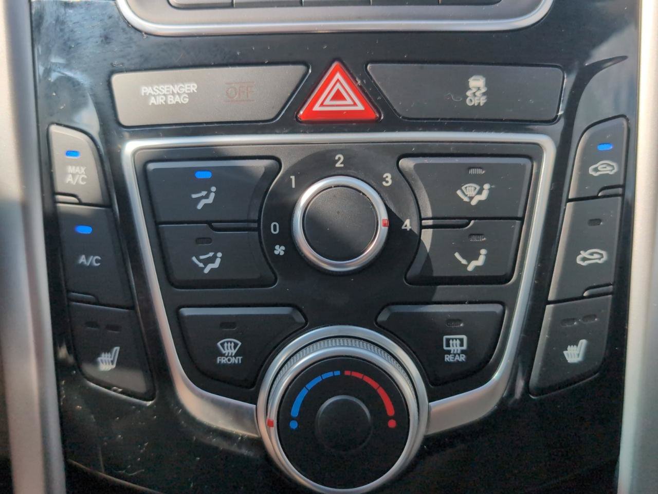 Used 2016 Hyundai Elantra GT FWD image 23