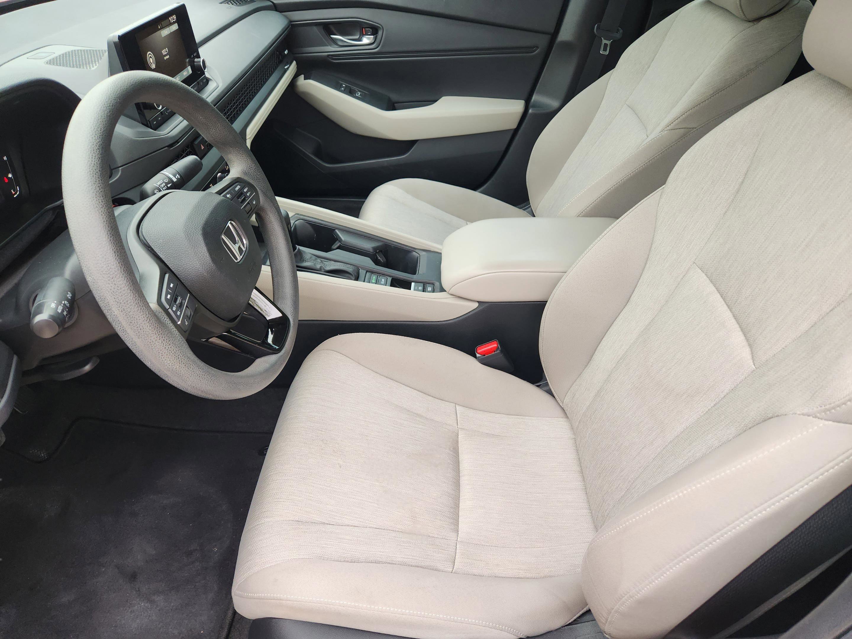 Used 2023 Honda Accord EX image 10