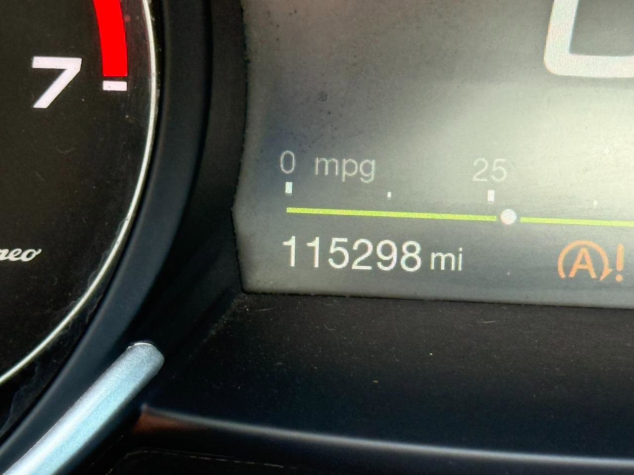 Used 2017 Alfa Romeo Giulia image 32