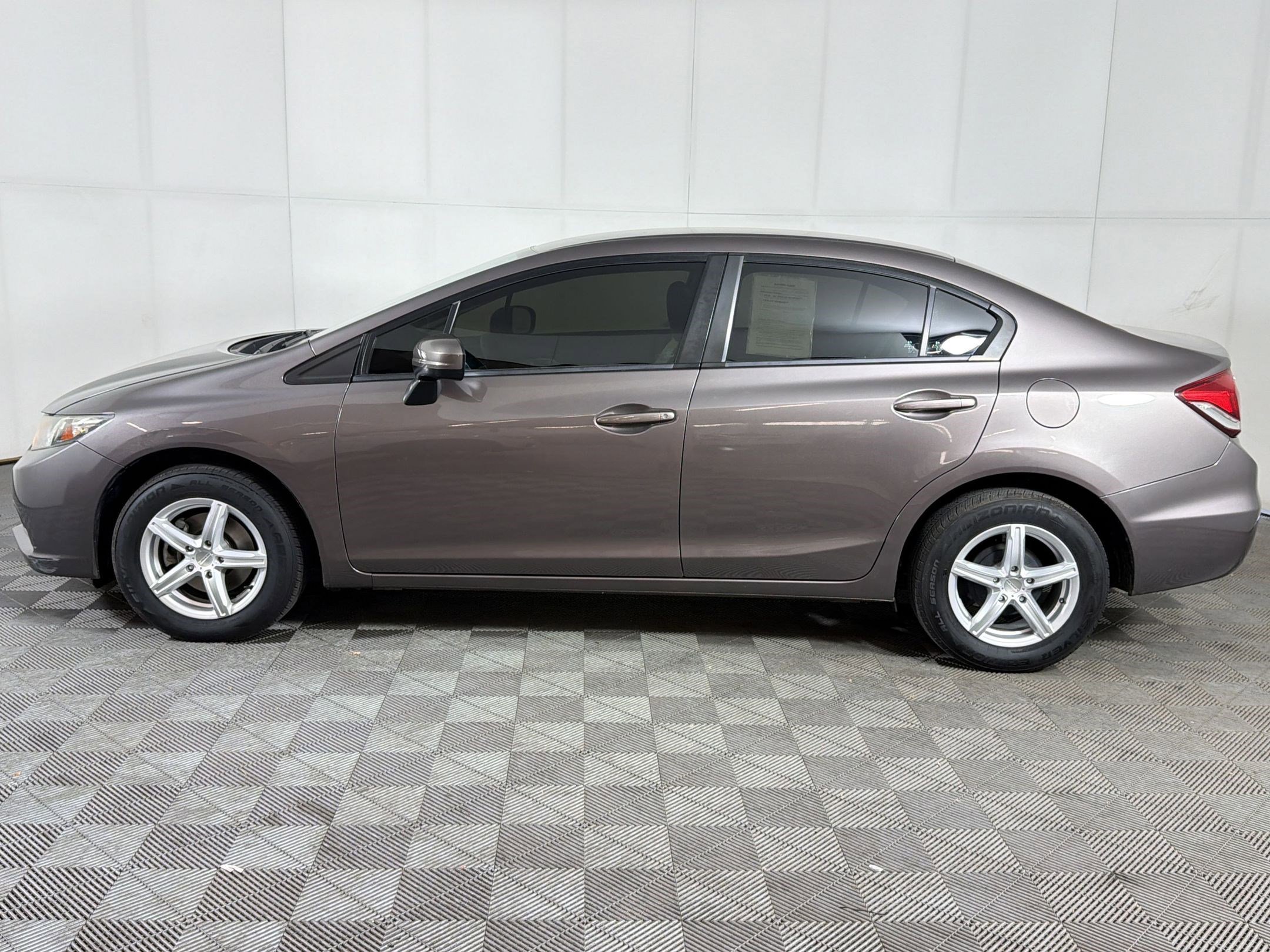 Used 2015 Honda Civic LX image 2