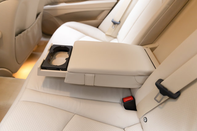Used 2006 Mercedes-Benz E 350 Sedan image 91