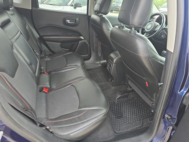 Used 2018 Jeep Compass Trailhawk w/ Cold Weather Group image 11