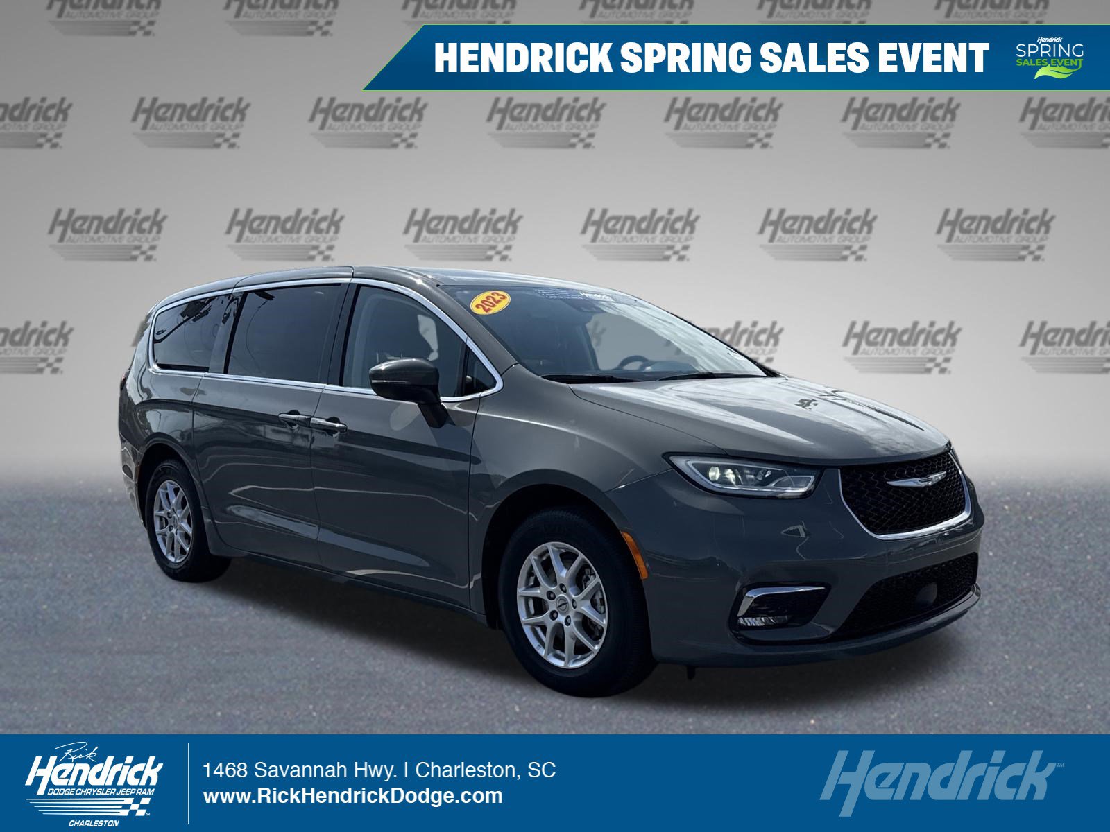 Used 2023 Chrysler Pacifica Touring-L