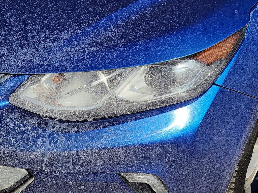 Used 2017 Chevrolet Volt LT w/ Comfort Package image 7