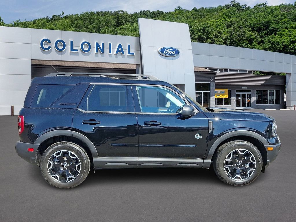 Certified 2025 Ford Bronco Sport Outer Banks w/ Outer Banks Tech Package+ AWD/4WD image 7