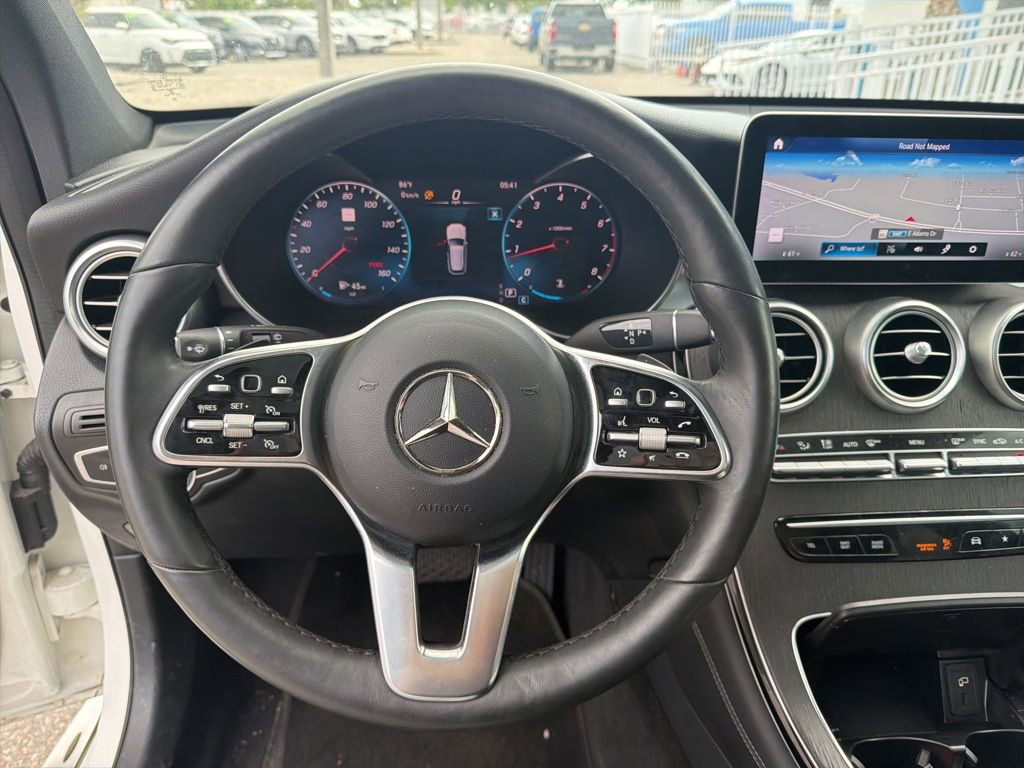 Used 2020 Mercedes-Benz GLC 300 4MATIC w/ Multimedia Package image 18