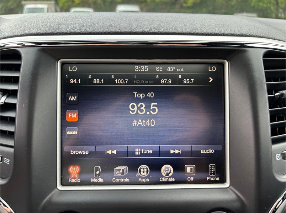 Used 2015 Jeep Grand Cherokee Altitude RWD image 26