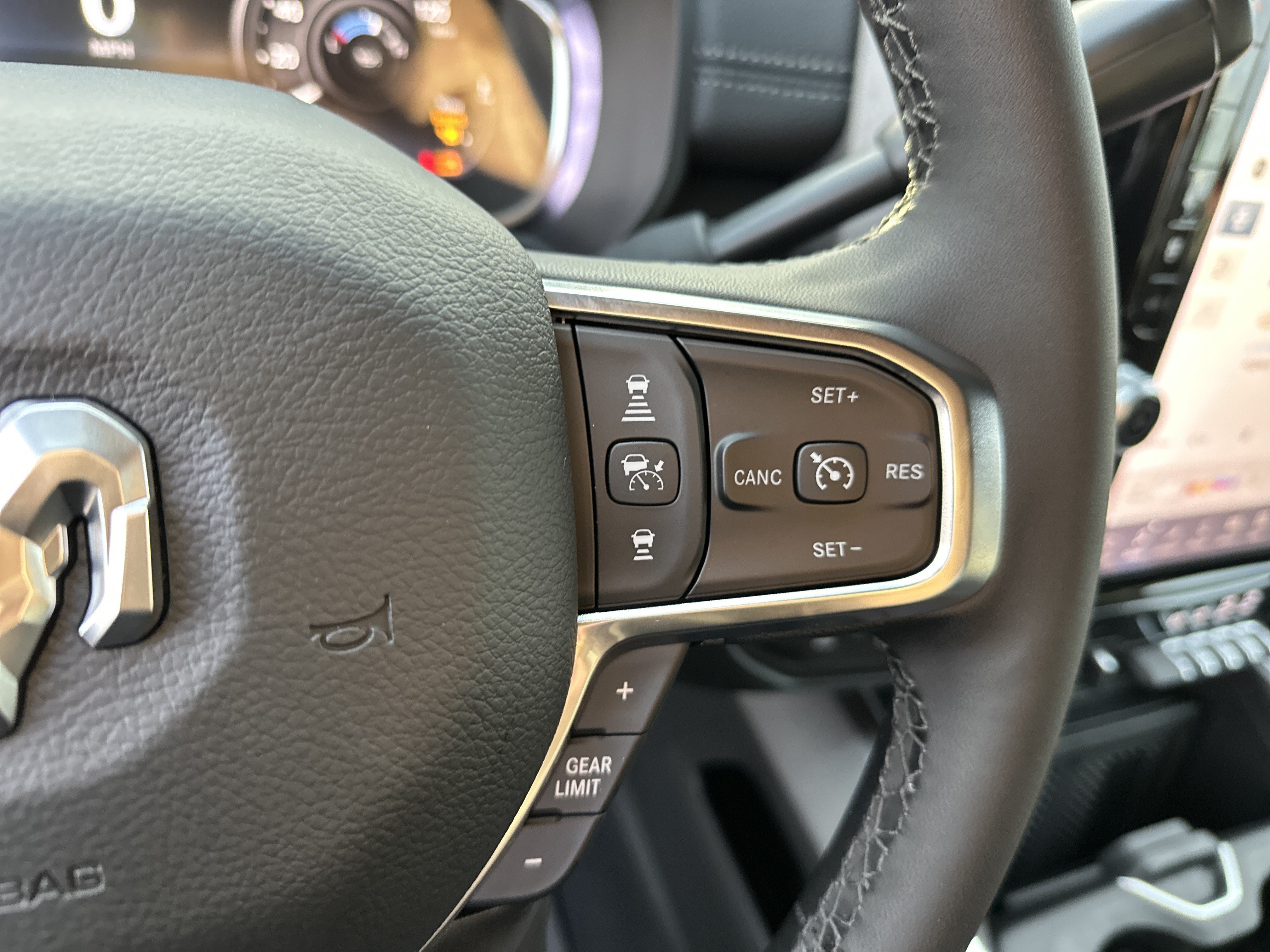 New 2026 RAM 2500 Laramie w/ Sport Appearance Package AWD/4WD image 20