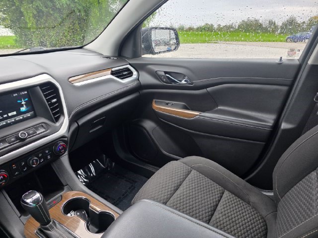 Used 2019 GMC Acadia SLE w/ LPO, Floor Liner Package AWD/4WD image 34