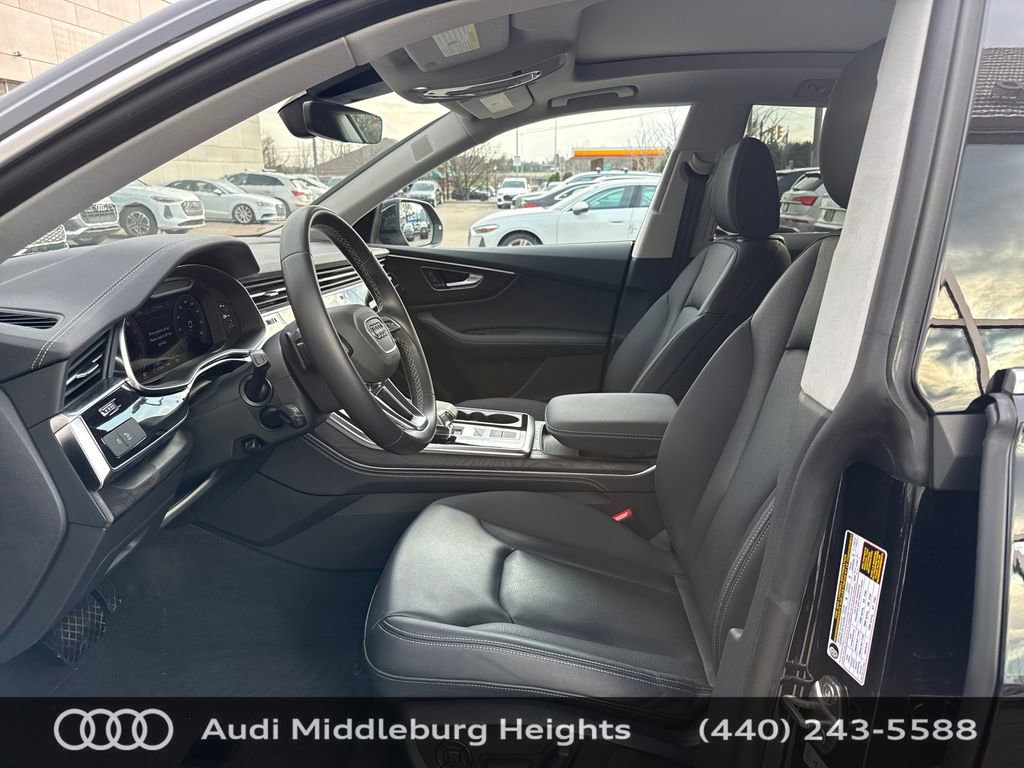Used 2023 Audi Q8 Premium Plus w/ Premium Plus Package image 13