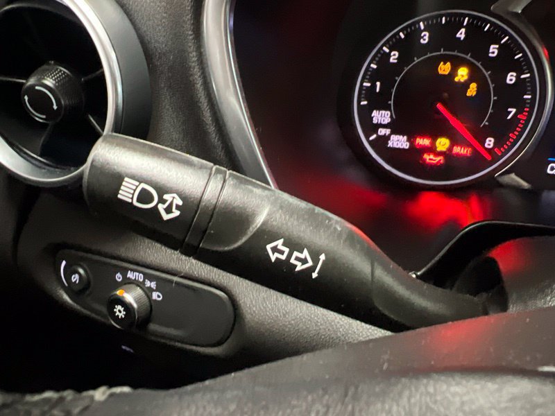 Used 2019 Chevrolet Blazer LT FWD image 21