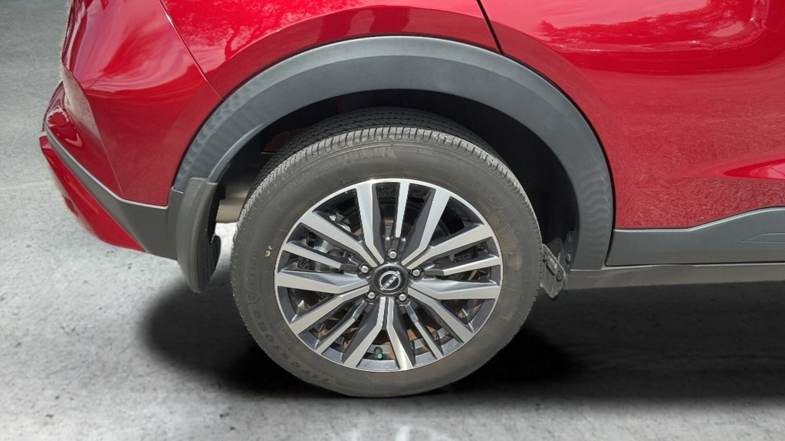Certified 2024 Nissan Kicks SV FWD image 17