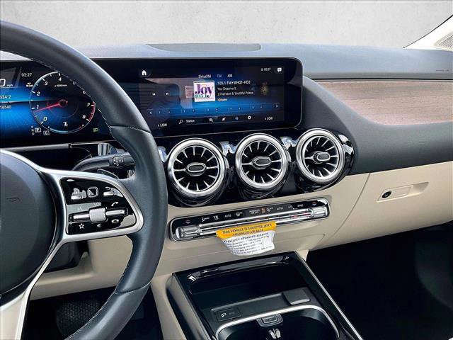 Used 2023 Mercedes-Benz GLA 250 4MATIC image 8