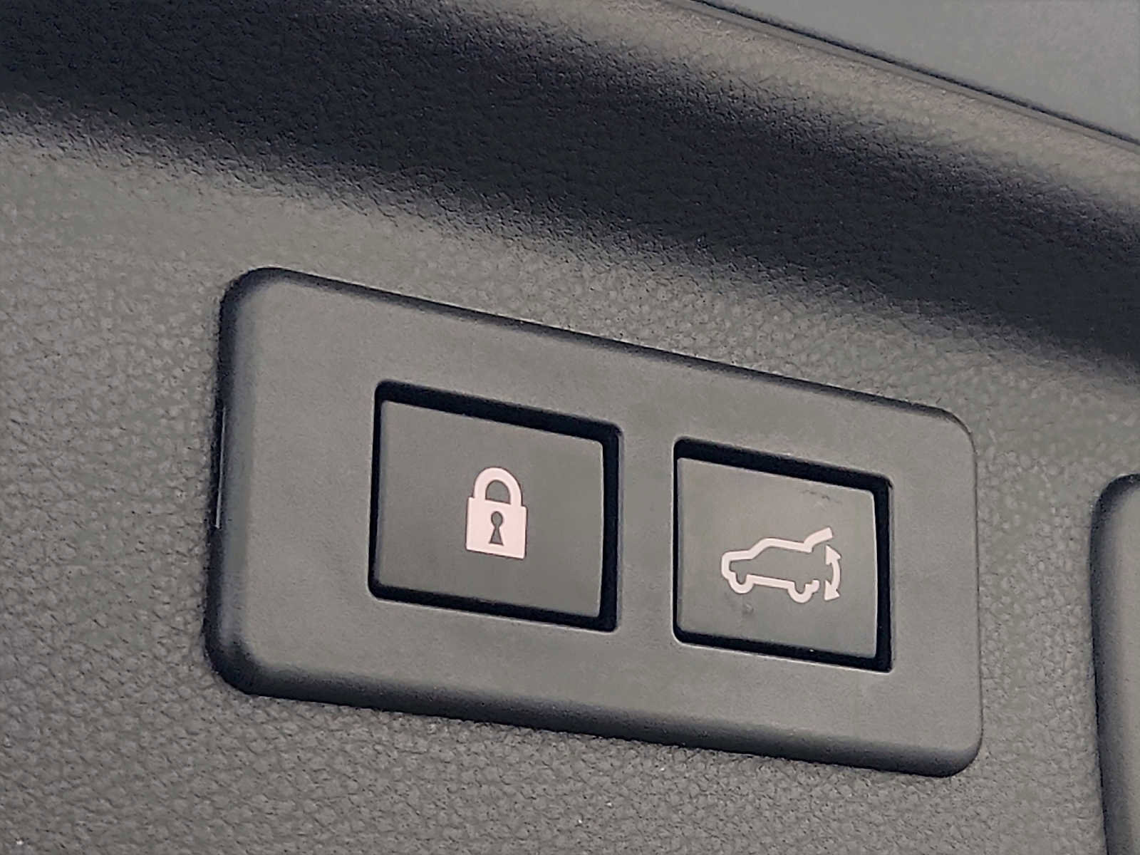 Used 2023 Subaru Forester Limited image 30