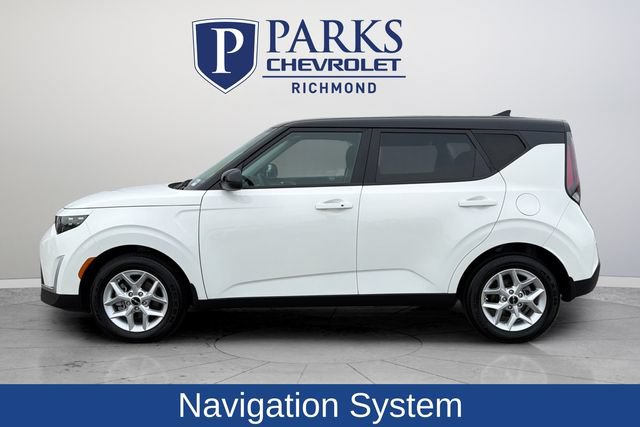 Used 2025 Kia Soul S FWD image 4