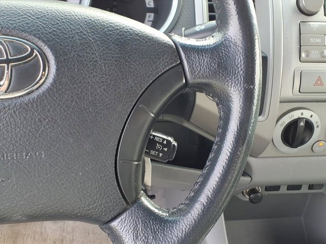 Used 2011 Toyota Tacoma 2WD Access Cab image 18