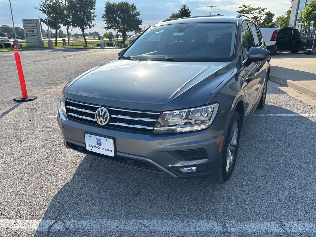 Used 2020 Volkswagen Tiguan SEL AWD/4WD image 11