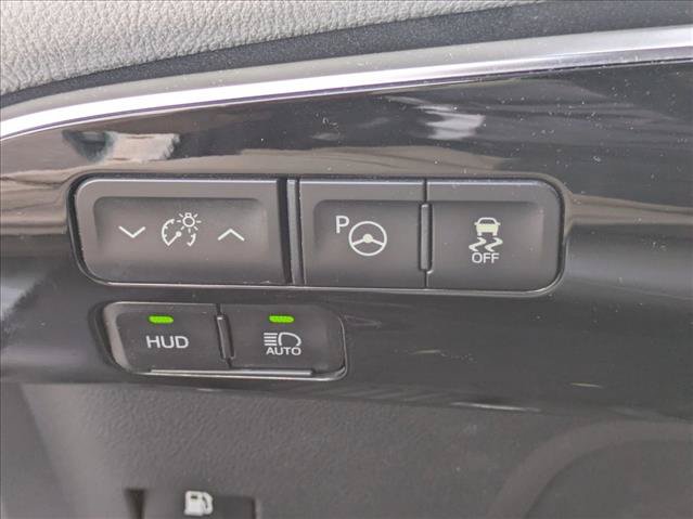 Used 2019 Toyota Prius Limited FWD image 14