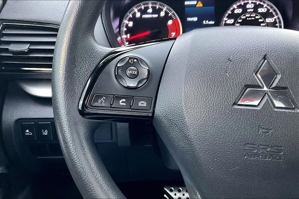 Used 2023 Mitsubishi Eclipse Cross LE image 18