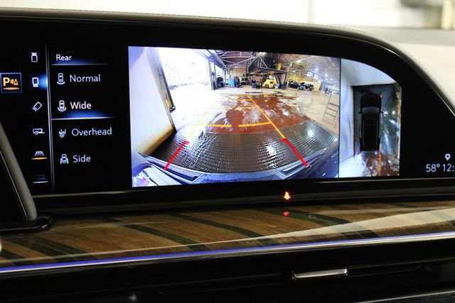 Used 2021 Cadillac Escalade ESV Sport Platinum image 22