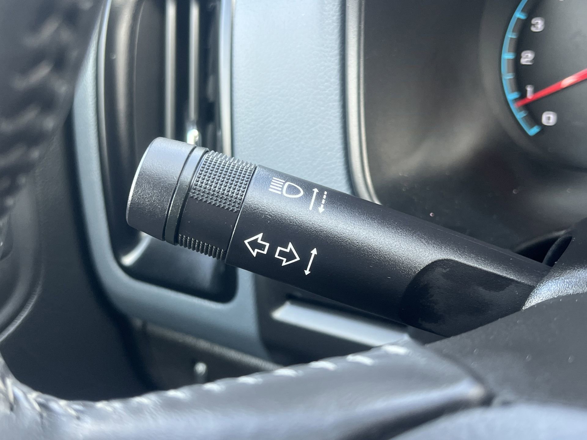 Used 2022 Chevrolet Colorado Z71 w/ Safety Package image 17