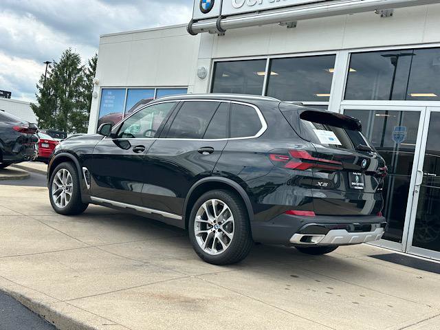 Used 2026 BMW X5 xDrive40i AWD/4WD image 7
