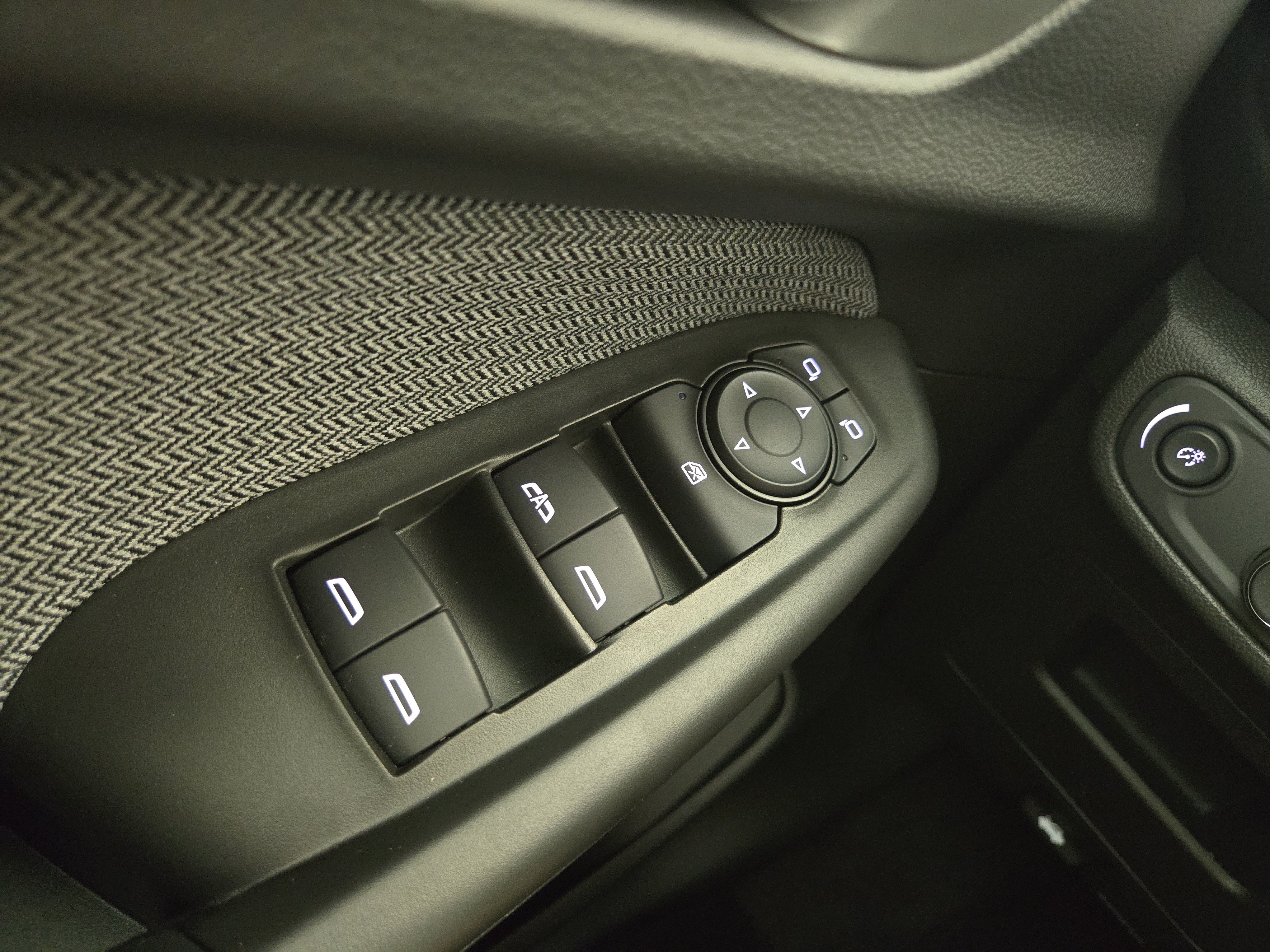 Certified 2023 Chevrolet TrailBlazer LT AWD/4WD image 30