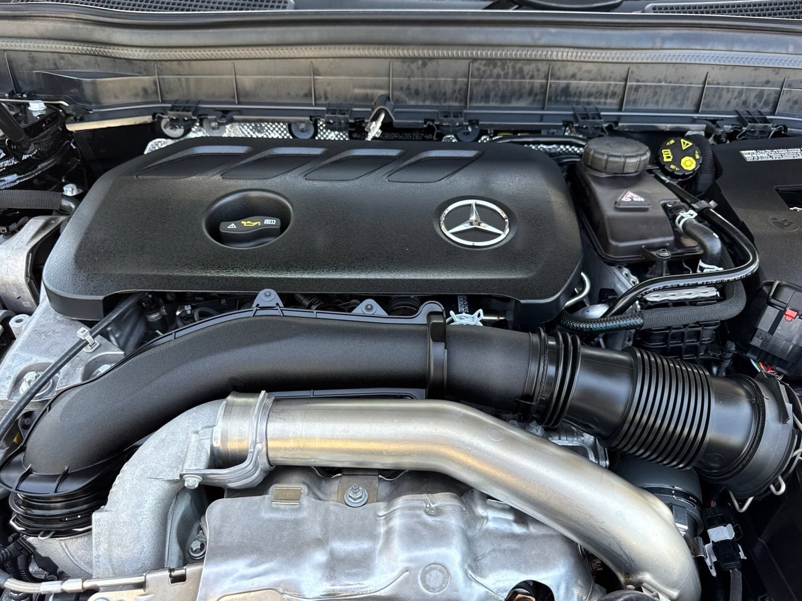 Used 2024 Mercedes-Benz GLB 250 image 41