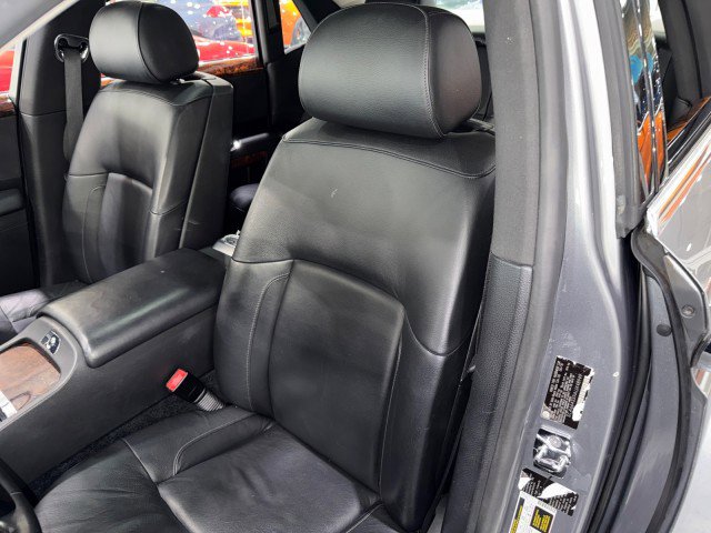 Used 2010 Rolls-Royce Ghost RWD image 45