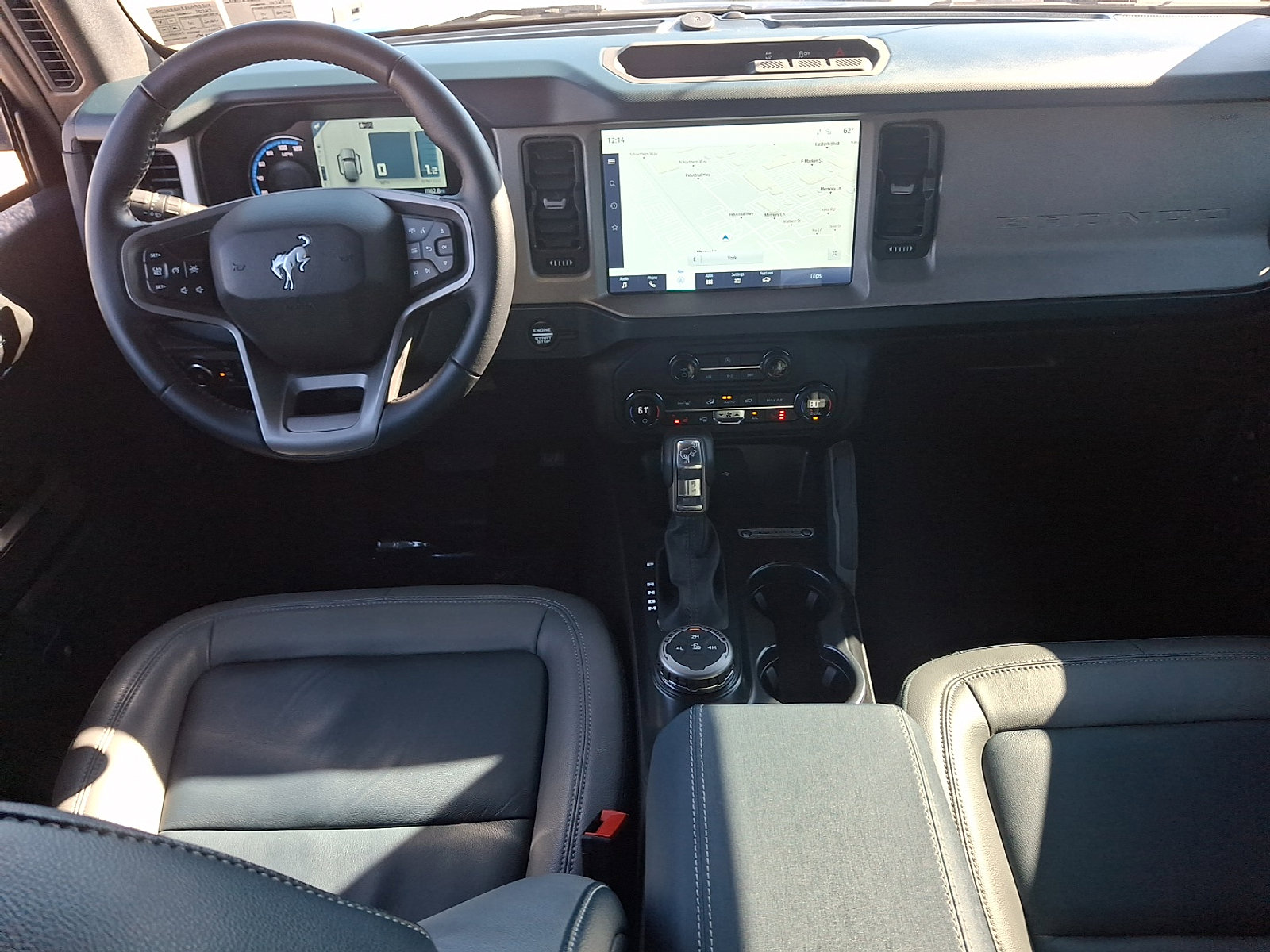 Used 2024 Ford Bronco Outer Banks image 15