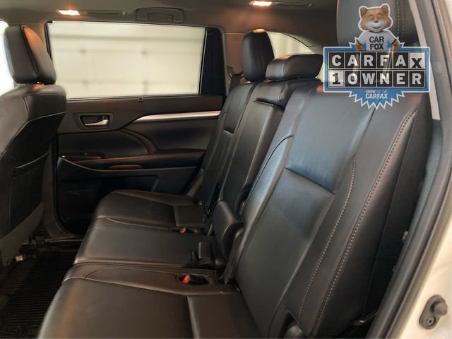 Used 2019 Toyota Highlander XLE image 11