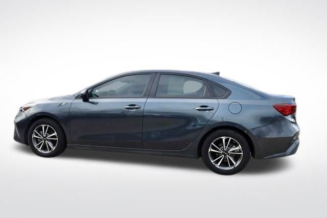 Used 2023 Kia Forte LXS FWD image 7