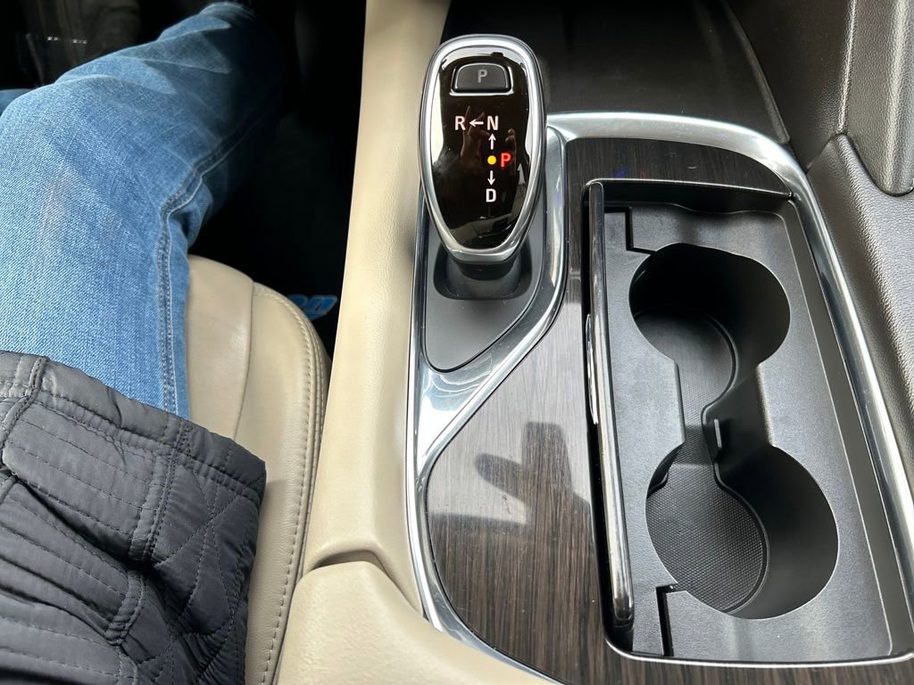 Used 2018 Buick Enclave Essence image 31