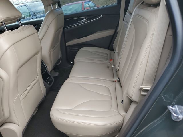 Used 2022 Lincoln Nautilus FWD image 25
