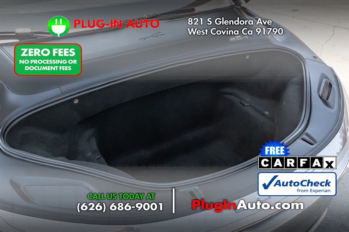Used 2025 Lucid Air Pure RWD image 12