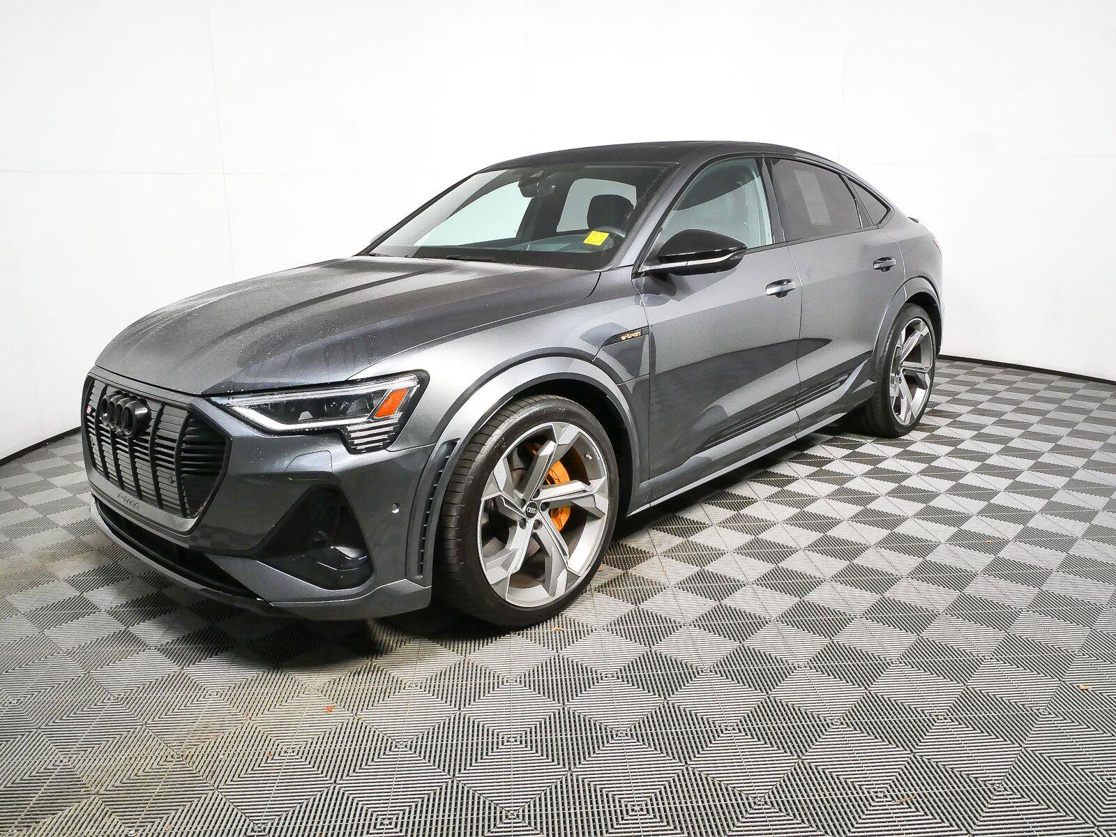 Used 2023 Audi e-tron S Prestige w/ Prestige Package AWD/4WD image 30
